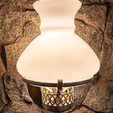 Hycemoor Escape-private Hot Tub * Corney